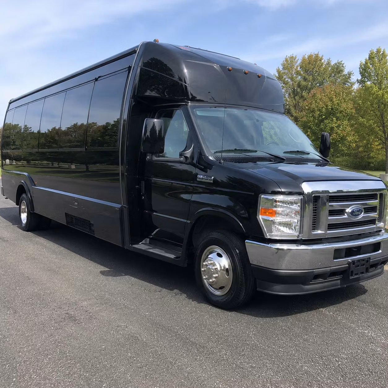 pasadena government bus rentals